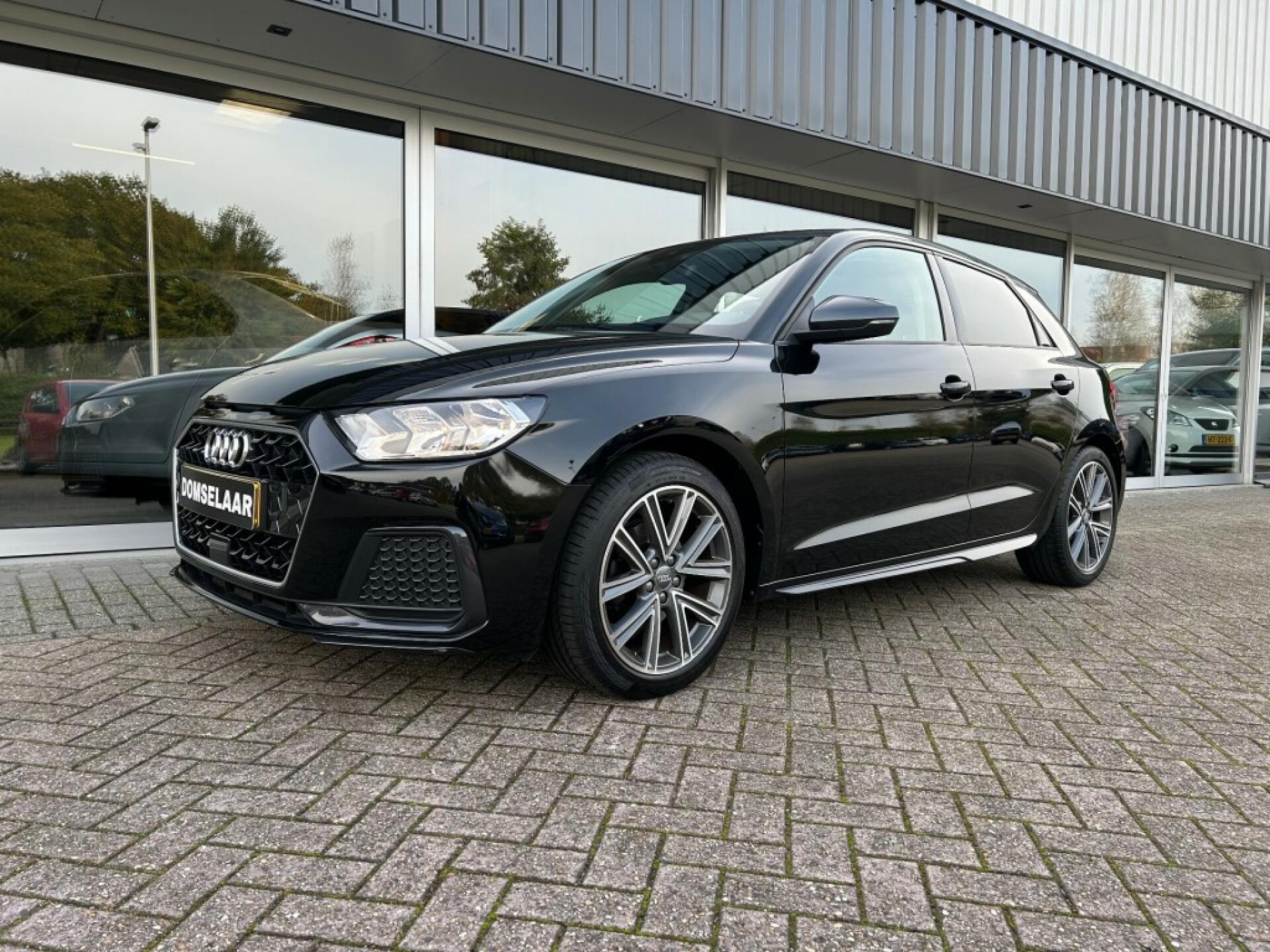 AUDI A1 Hatchback 5 drs