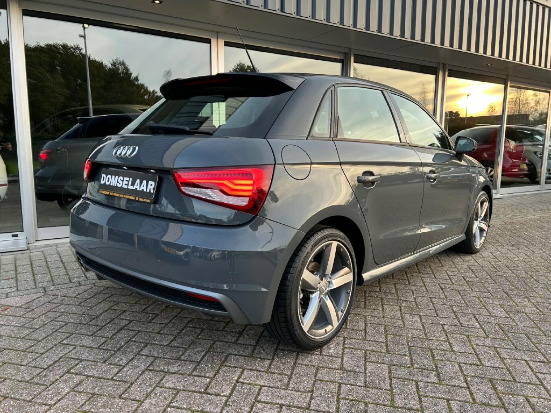 AUDI A1 Hatchback 5 drs