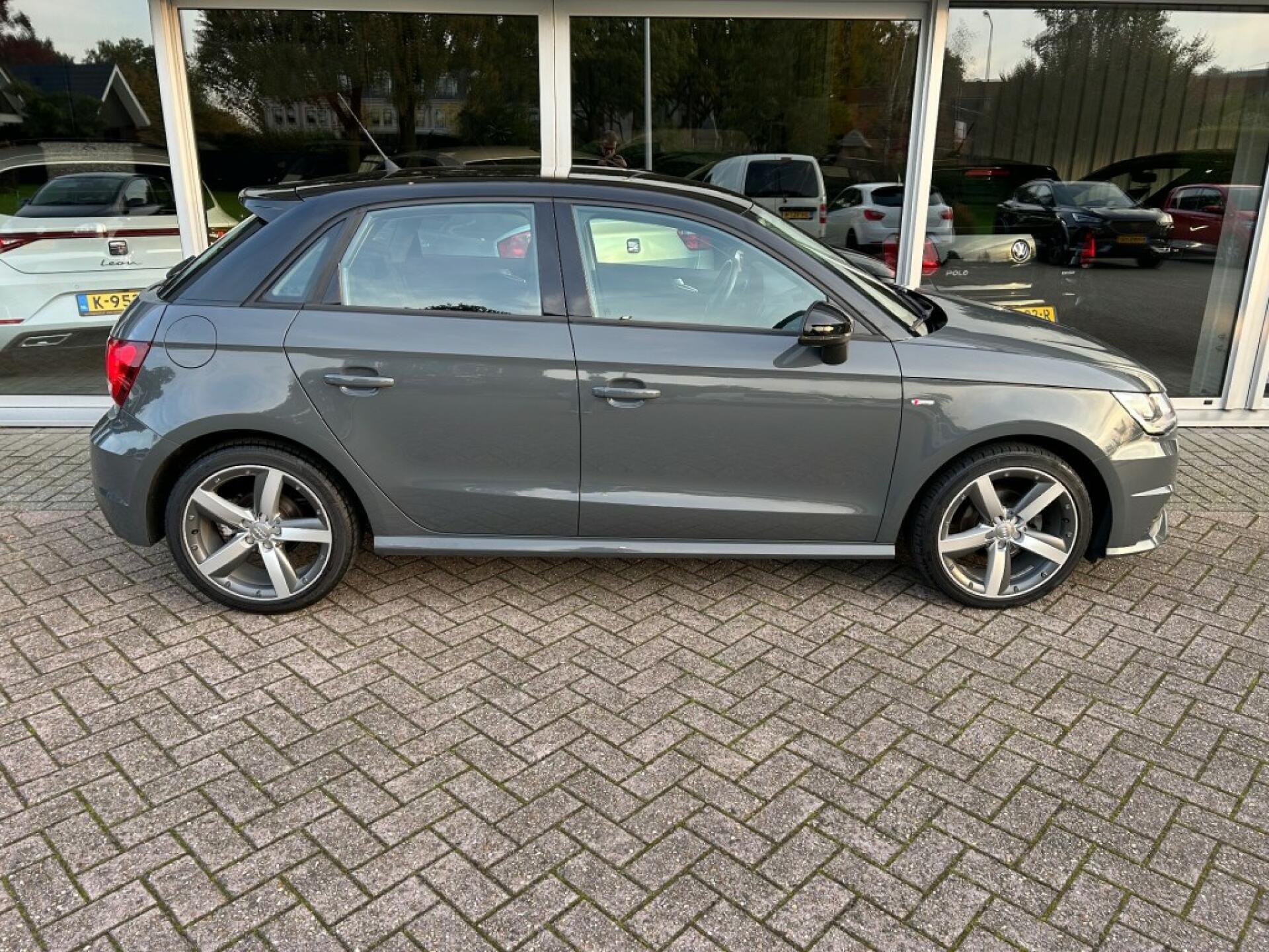 AUDI A1 Hatchback 5 drs