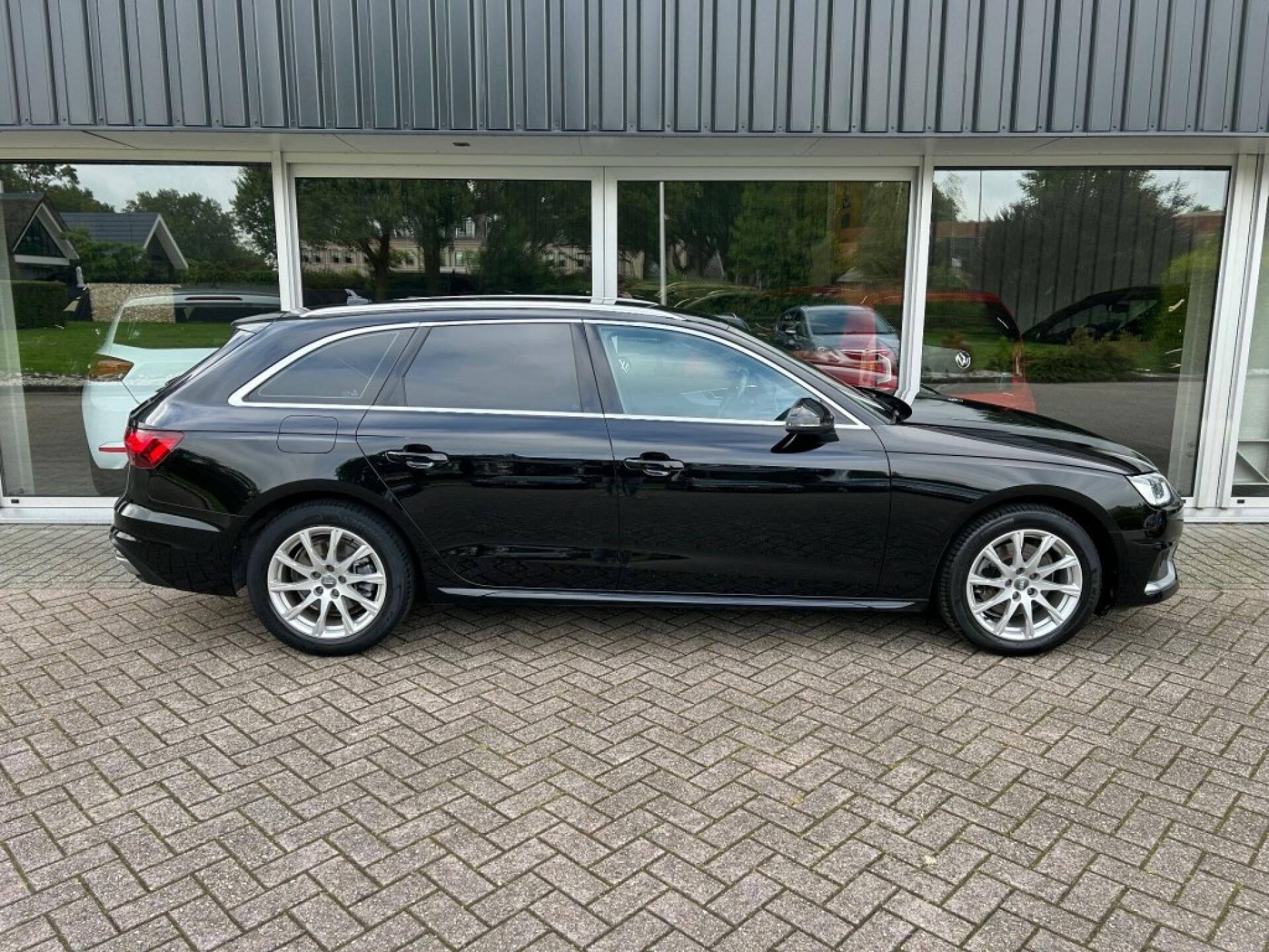 AUDI A4 Stationwagon 5 drs