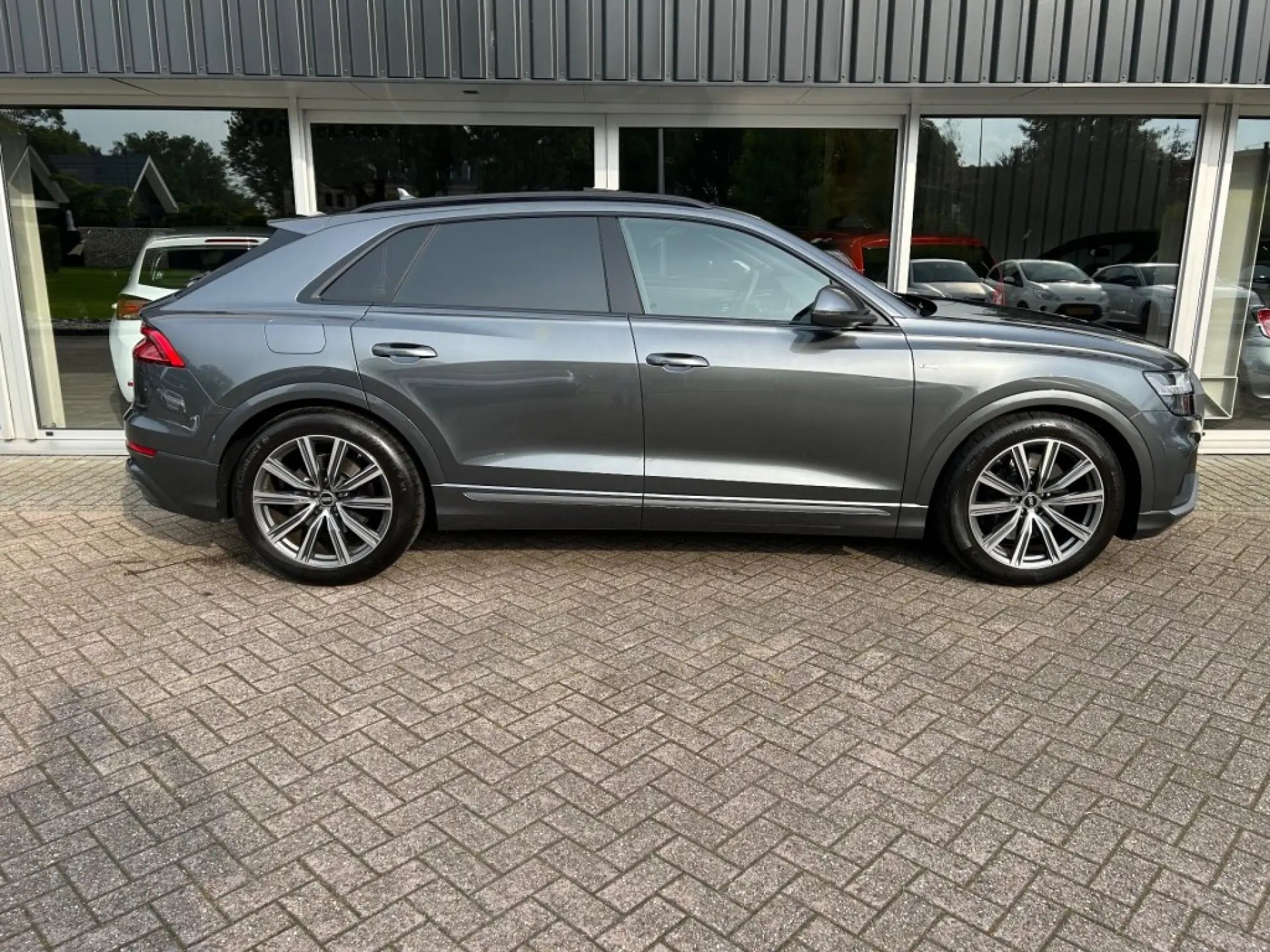 AUDI Q8 SUV 5-drs