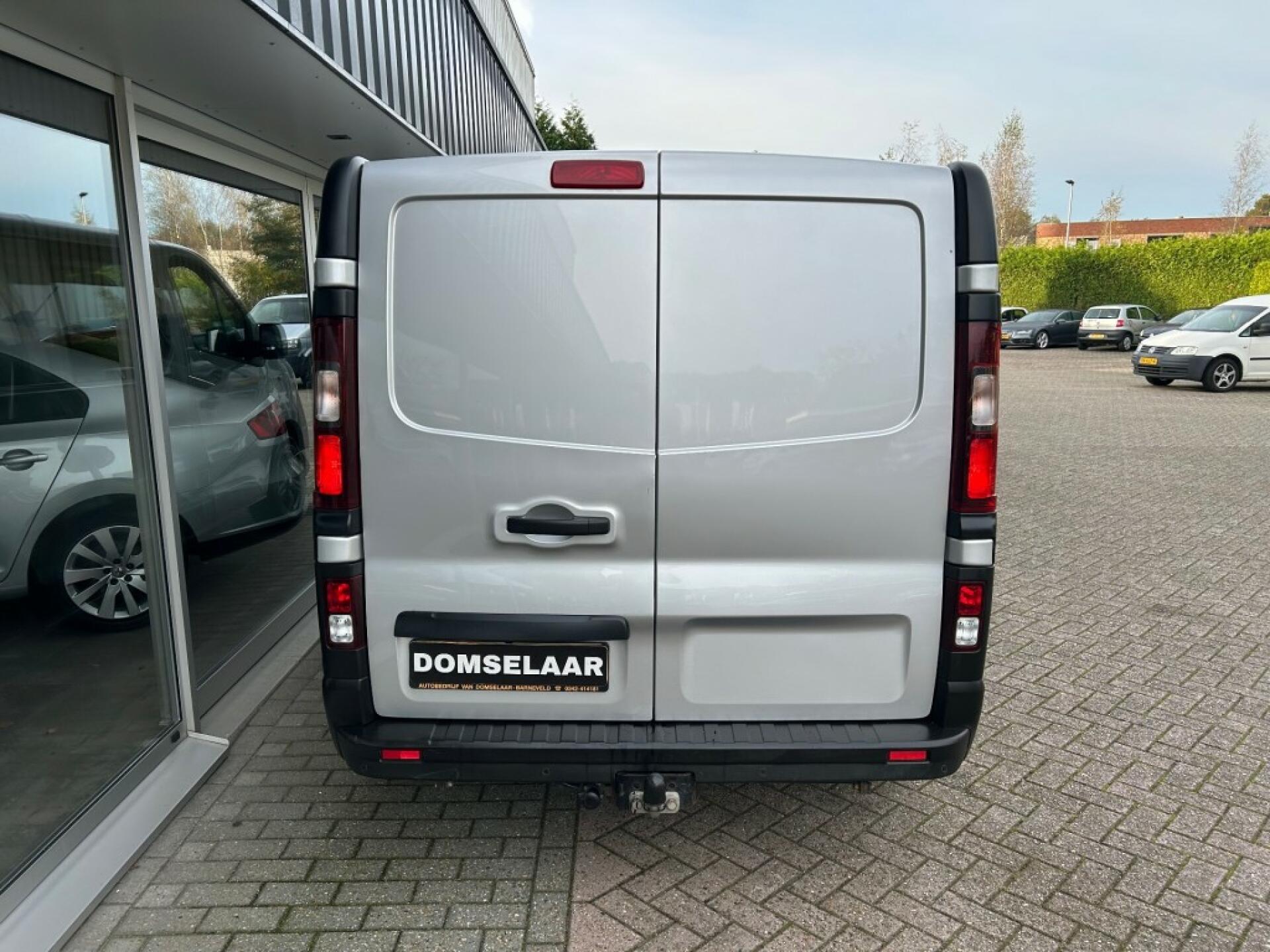 NISSAN NV300 Bestelwagen