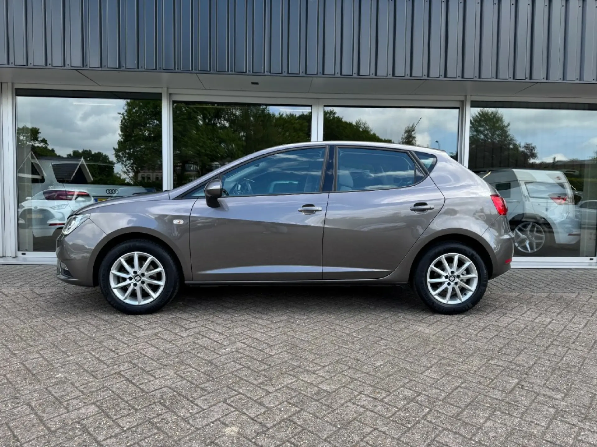SEAT IBIZA Hatchback 5 drs