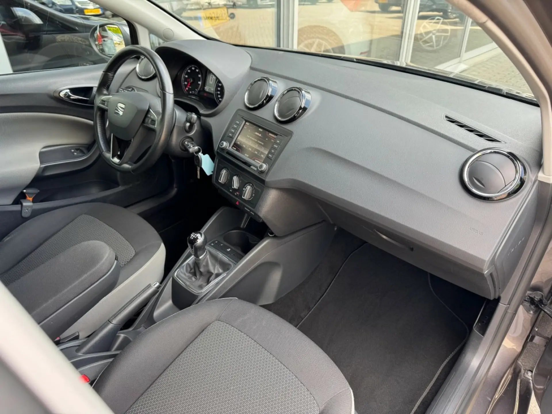 SEAT IBIZA Hatchback 5 drs