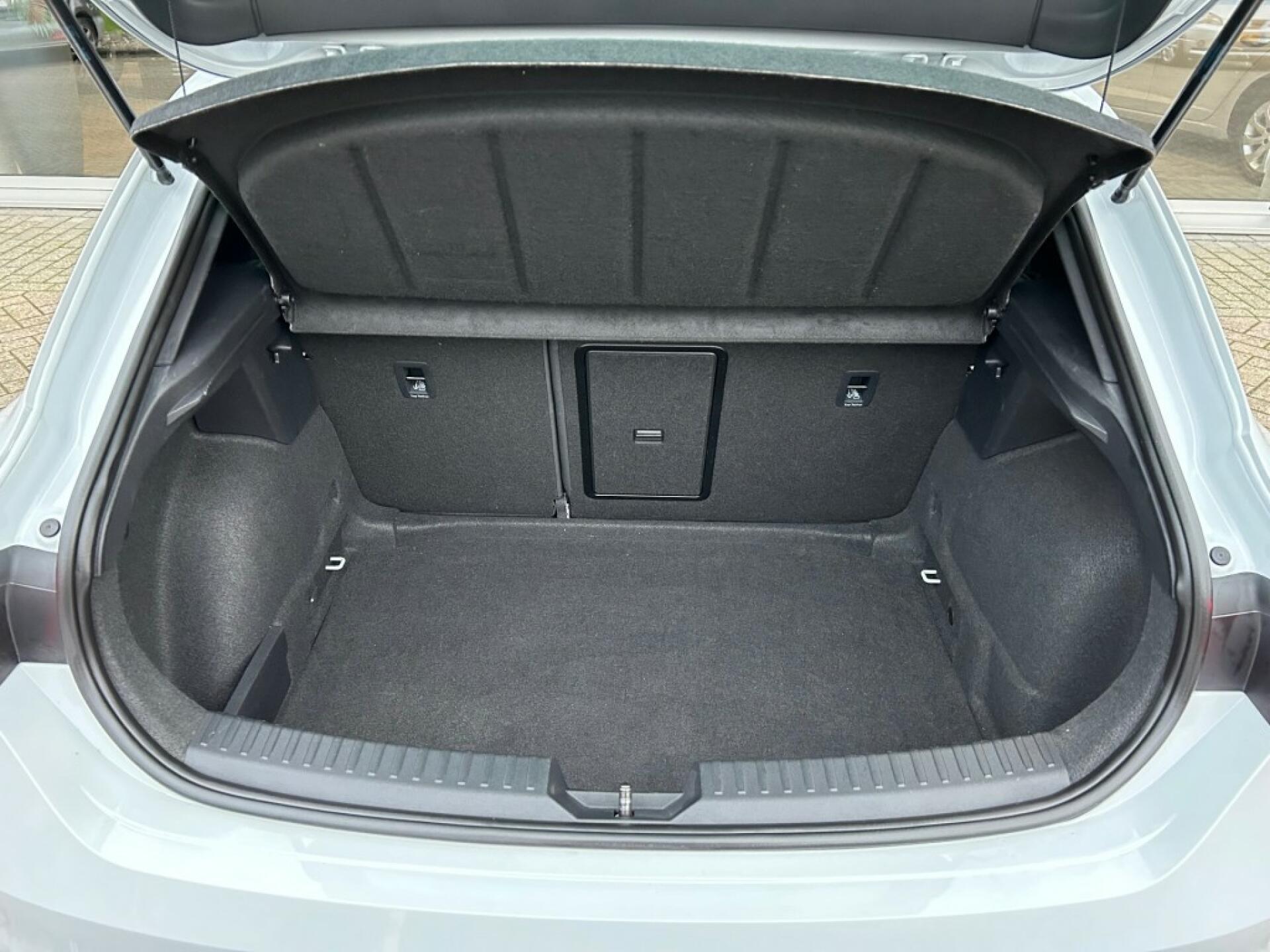 SEAT LEON Hatchback 5 drs