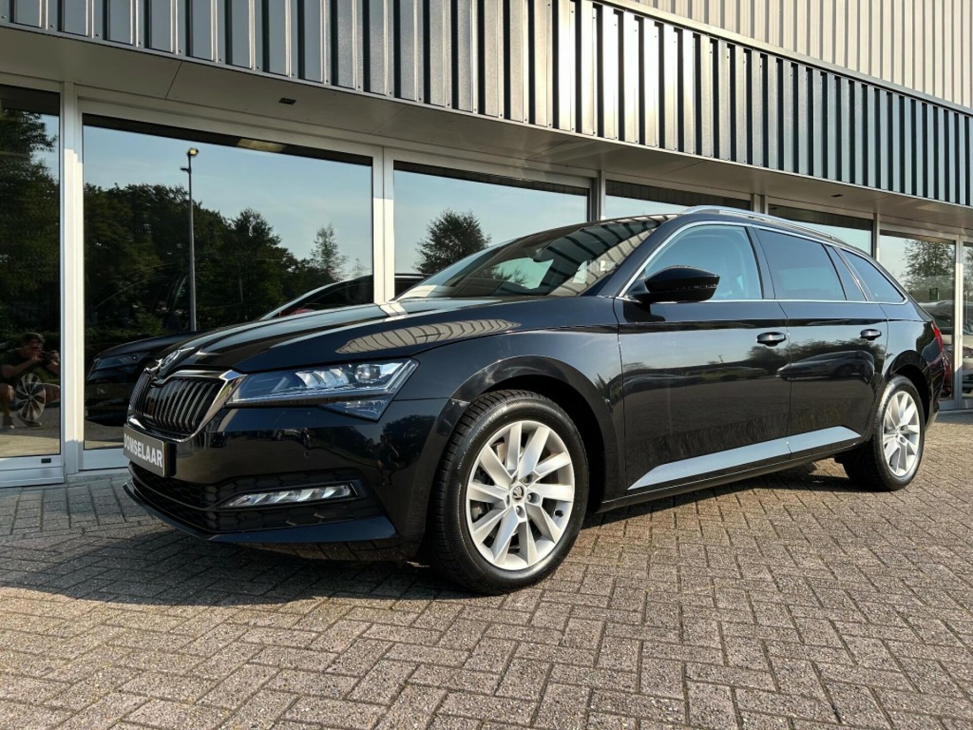 SKODA SUPERB Stationwagon 5 drs