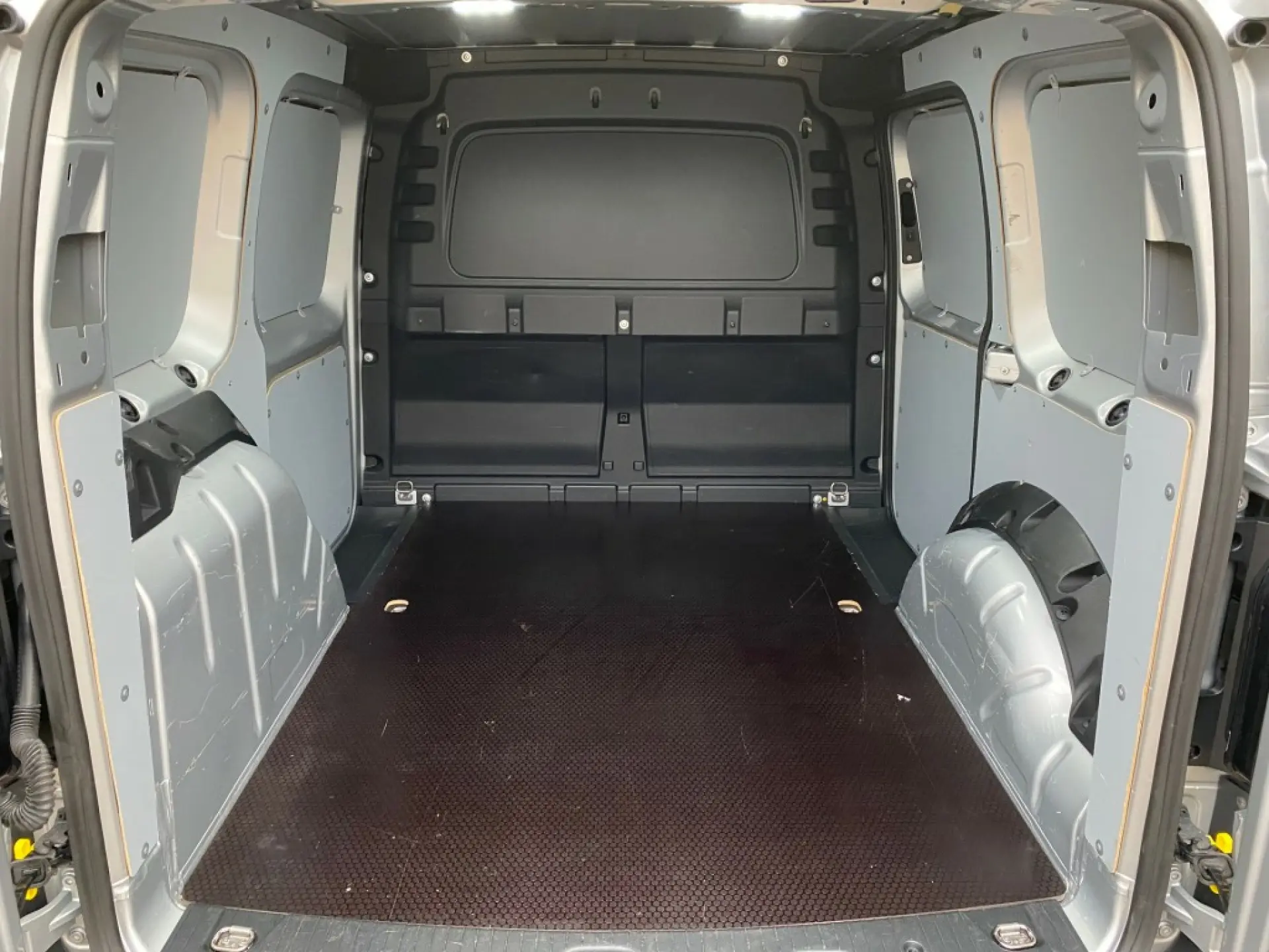 VOLKSWAGEN CADDY Bestelwagen