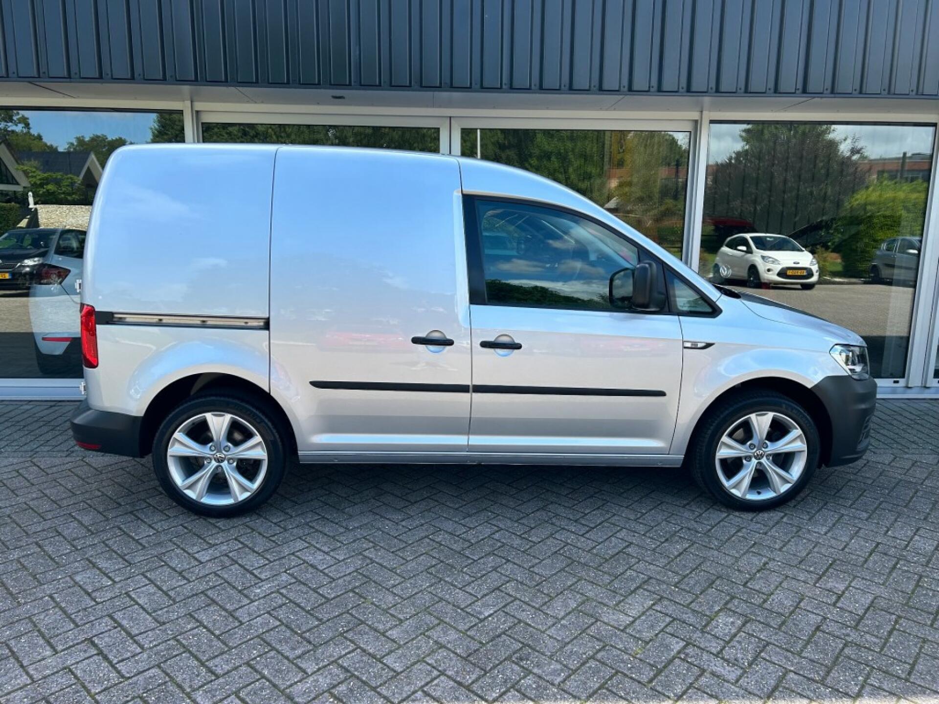 VOLKSWAGEN CADDY Bestelwagen