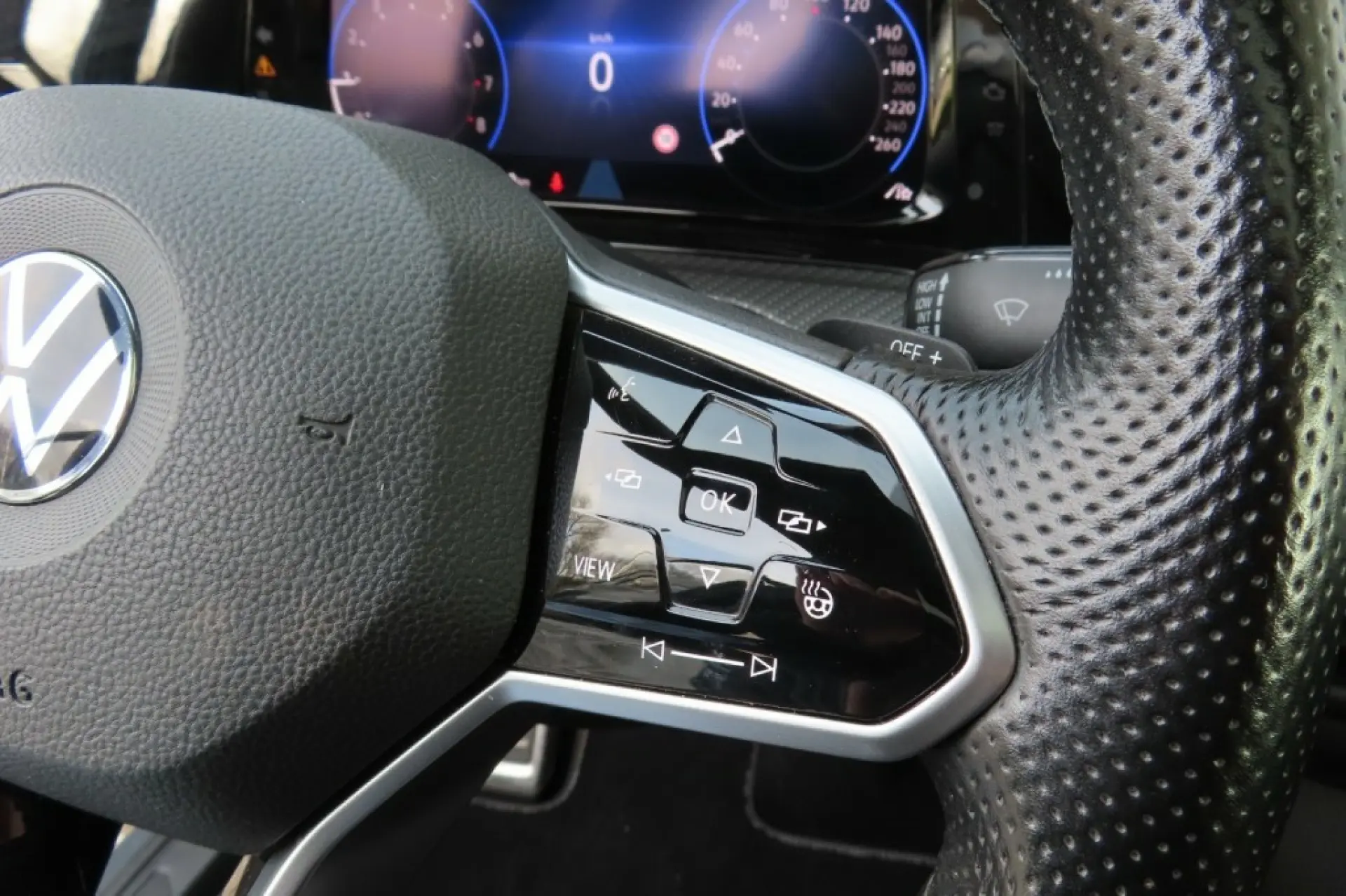 VOLKSWAGEN GOLF Hatchback 5 drs