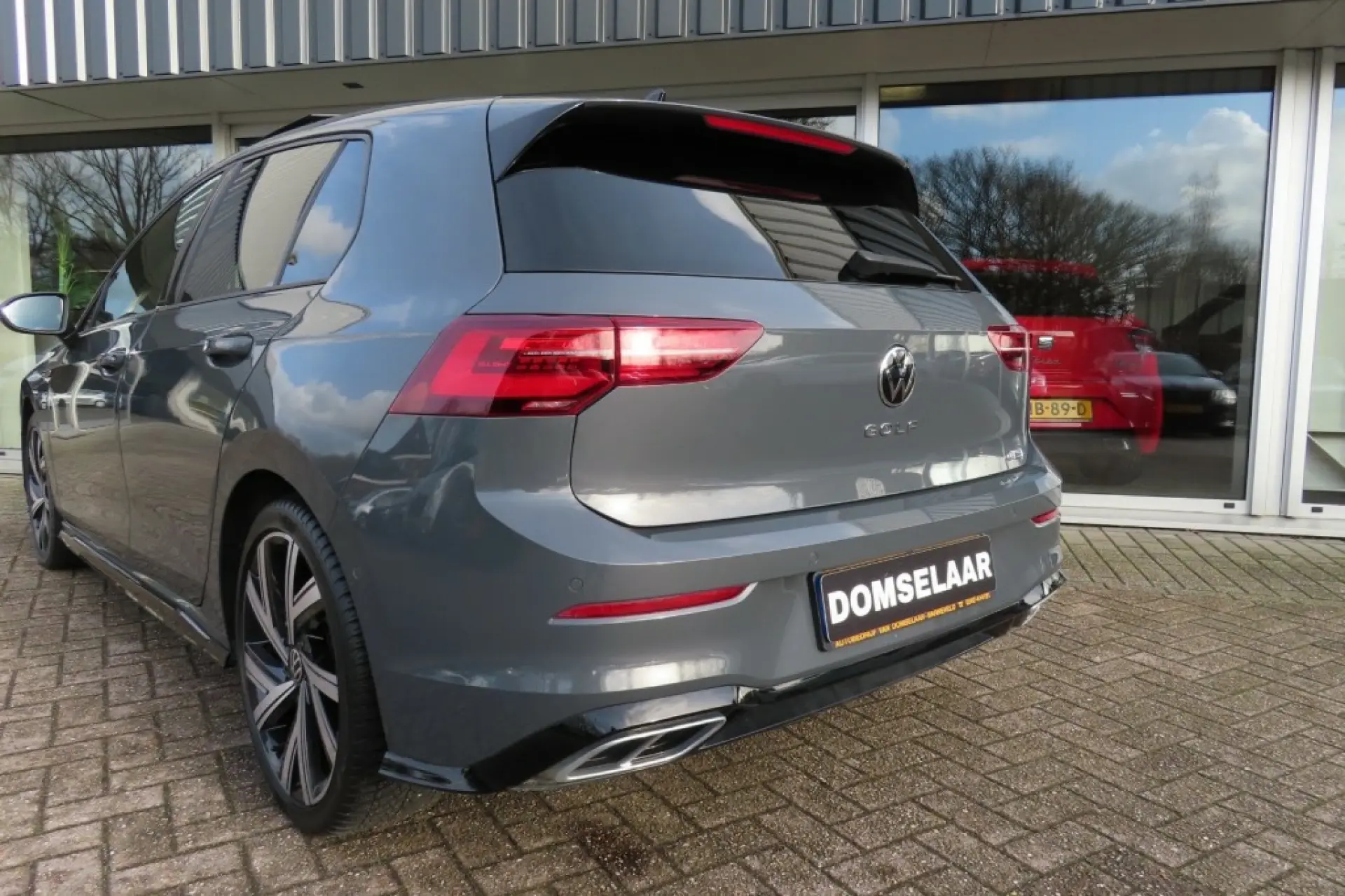 VOLKSWAGEN GOLF Hatchback 5 drs