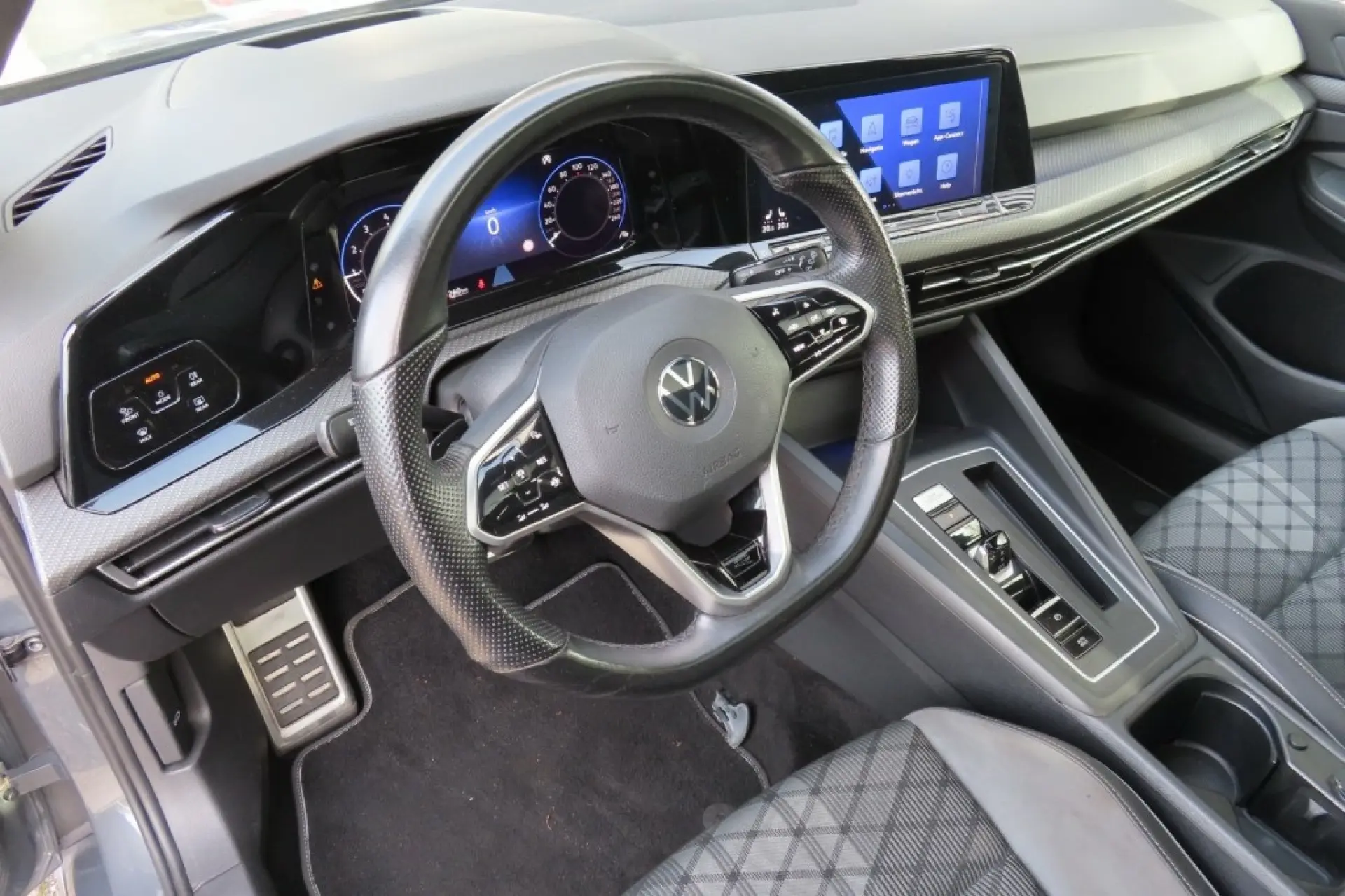 VOLKSWAGEN GOLF Hatchback 5 drs