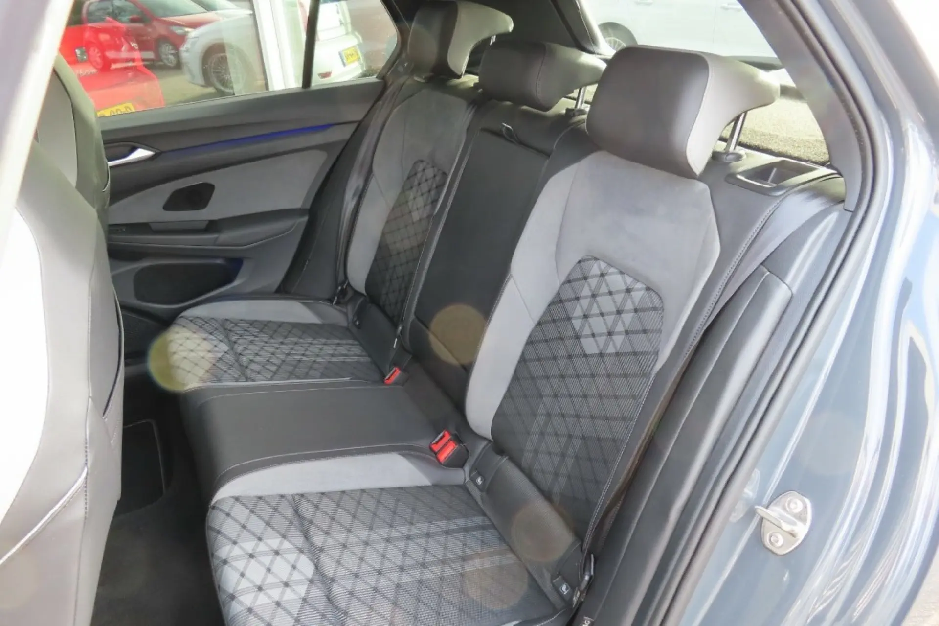 VOLKSWAGEN GOLF Hatchback 5 drs