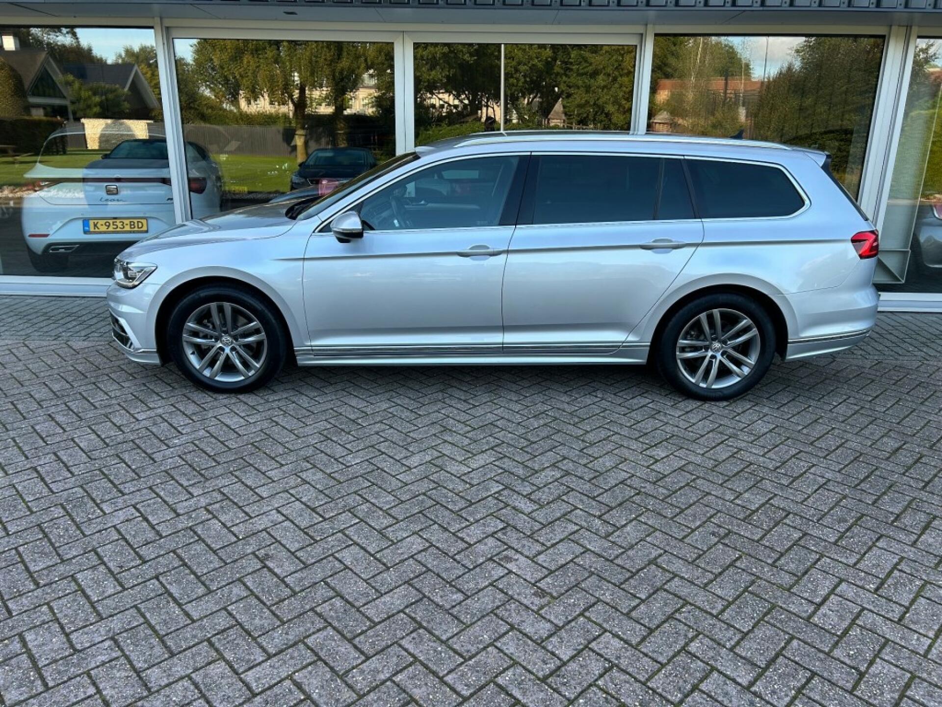 VOLKSWAGEN PASSAT VARIANT Stationwagon 5 drs