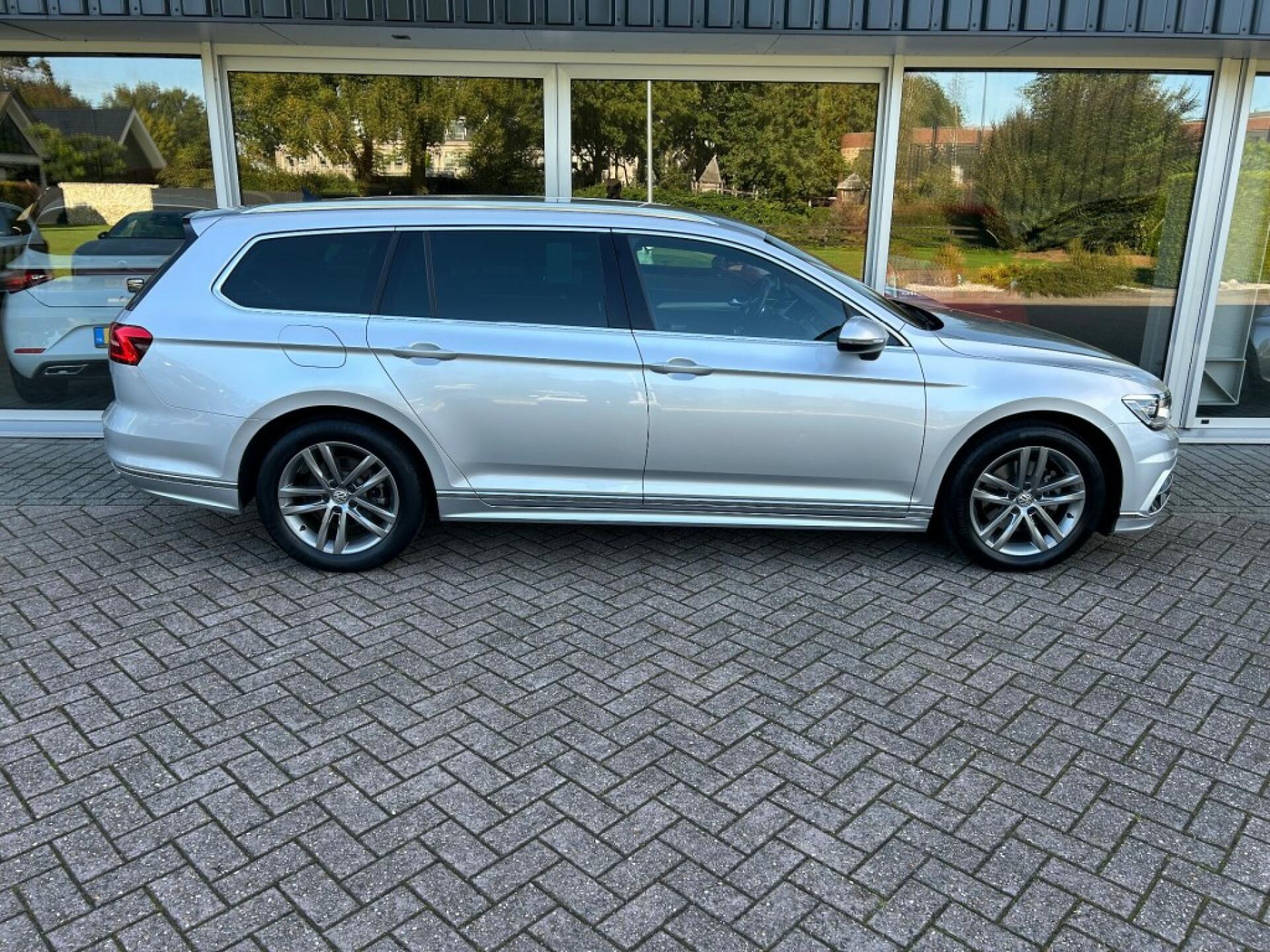 VOLKSWAGEN PASSAT VARIANT Stationwagon 5 drs