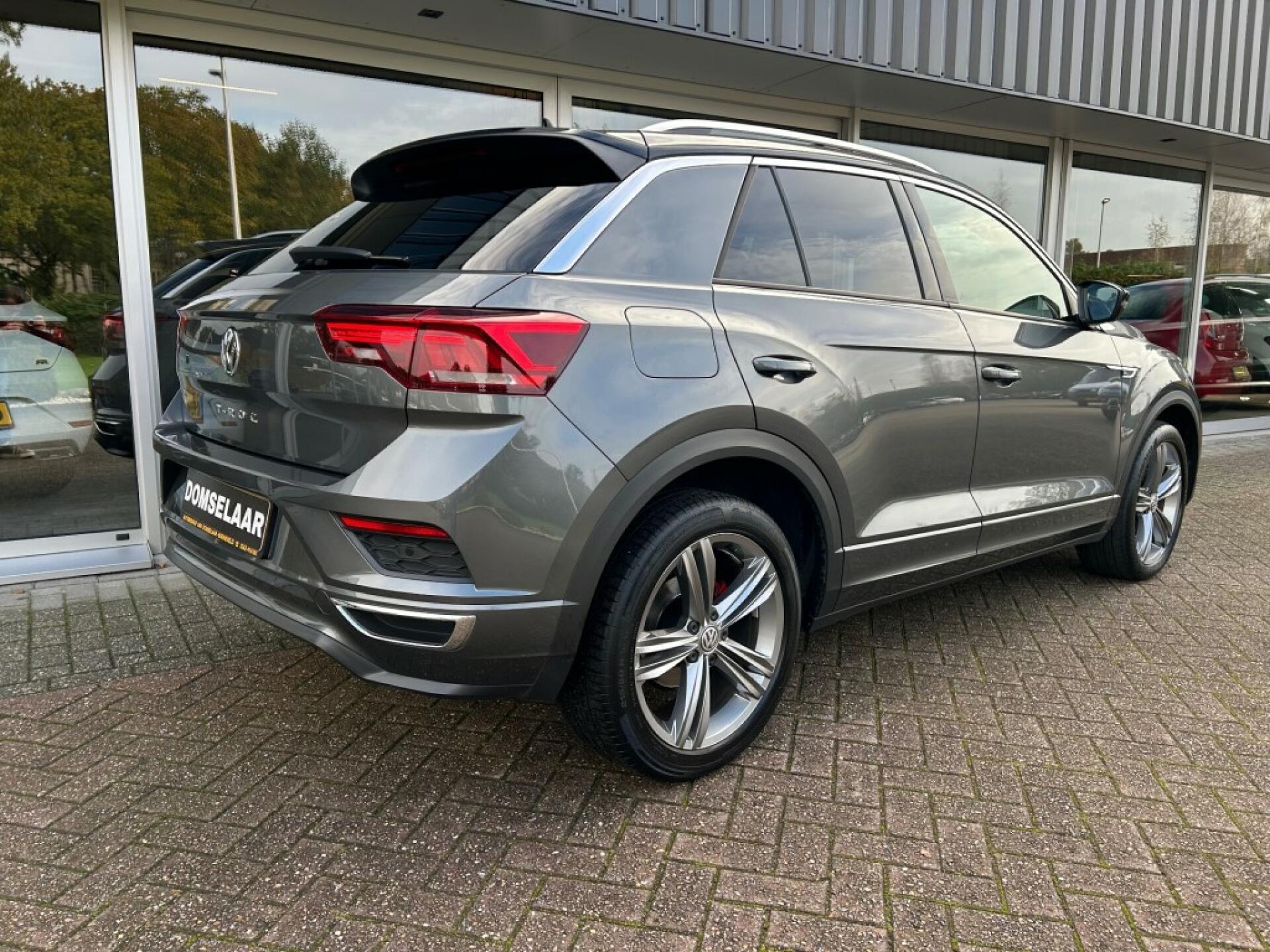 VOLKSWAGEN T-ROC SUV 5-drs