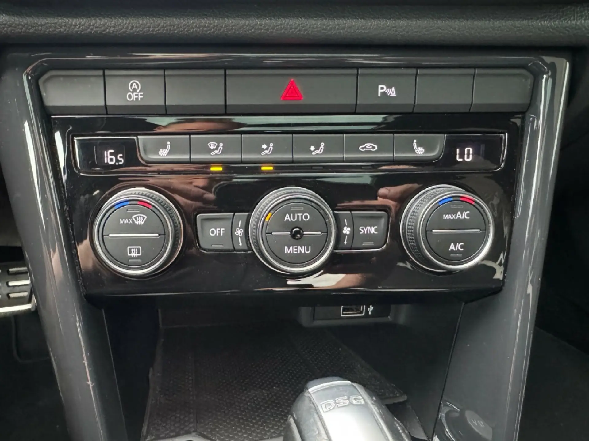 VOLKSWAGEN T-ROC SUV 5-drs