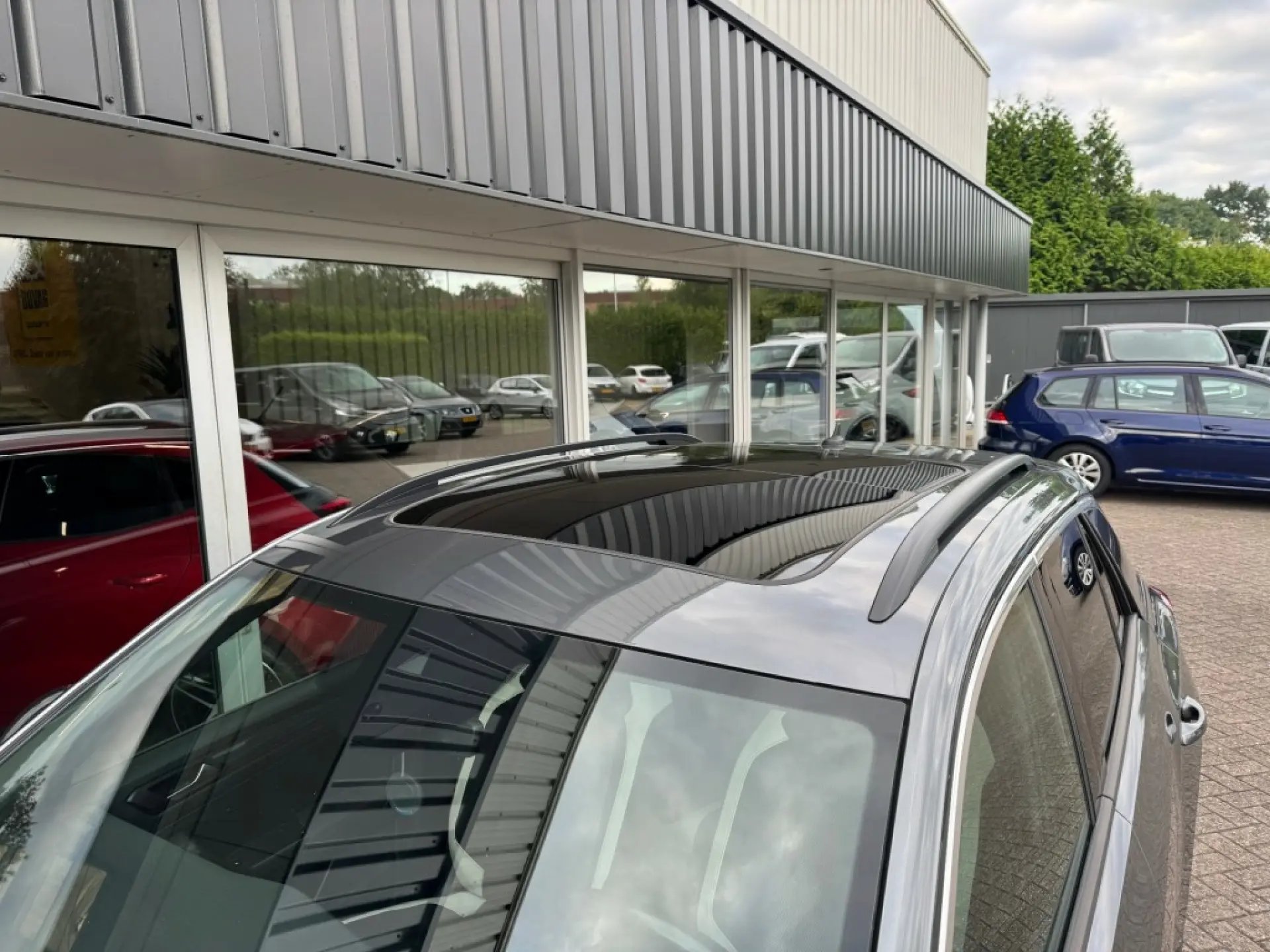VOLKSWAGEN T-ROC SUV 5-drs