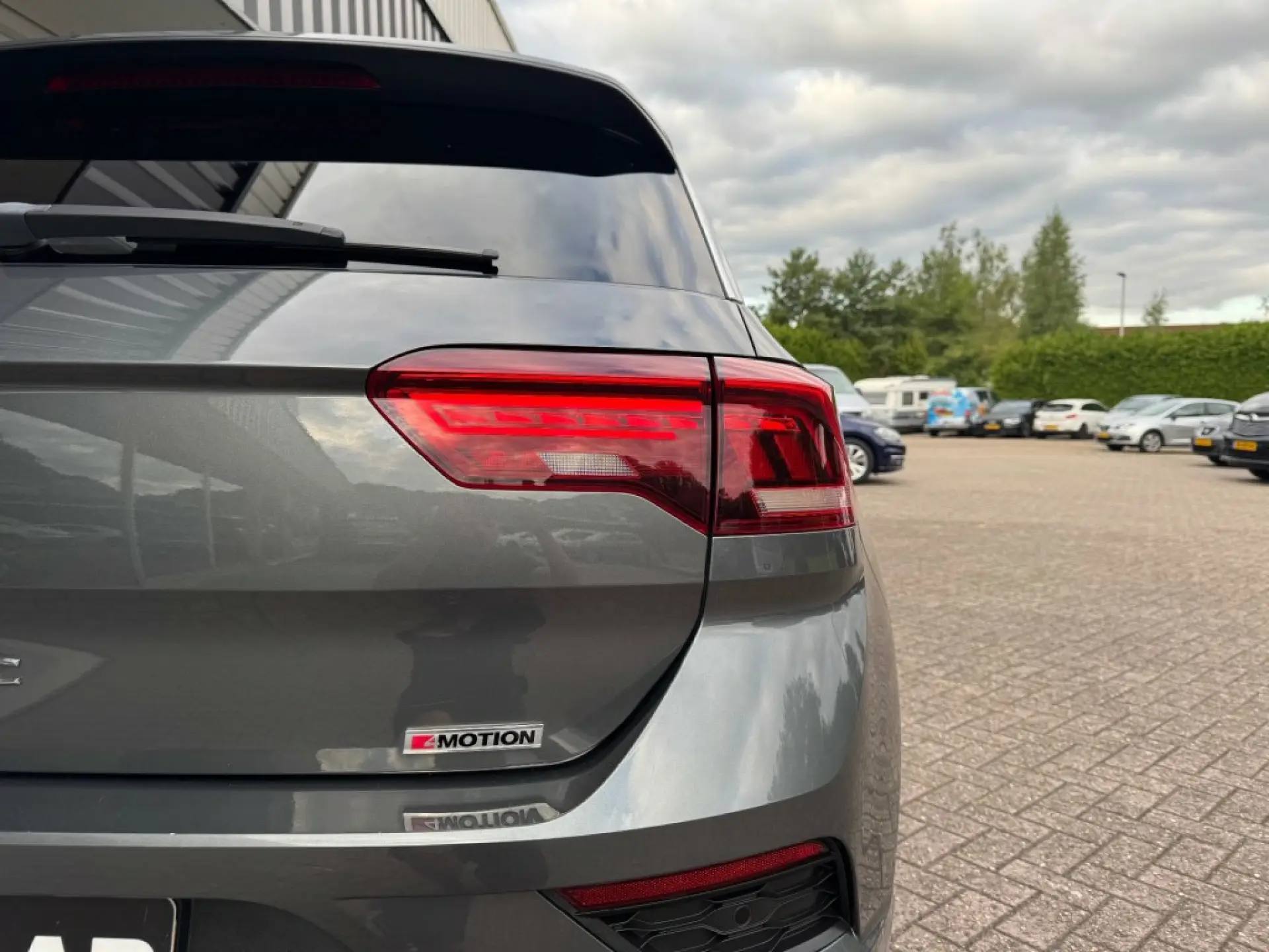VOLKSWAGEN T-ROC SUV 5-drs